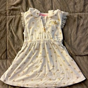 Princess coverup size 3
